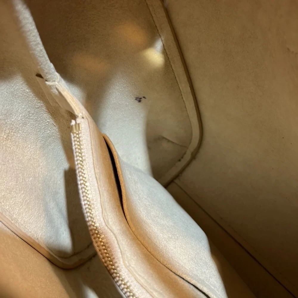 Louis Vuitton Kimono Shoulder Bag. Beige and brown monogram.Luxury Louis Vuitton